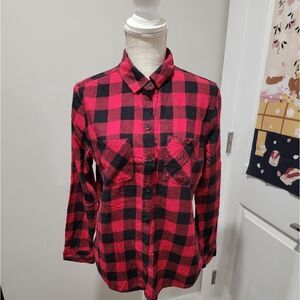 BEACH Lunch Lounge checkered LS Button up